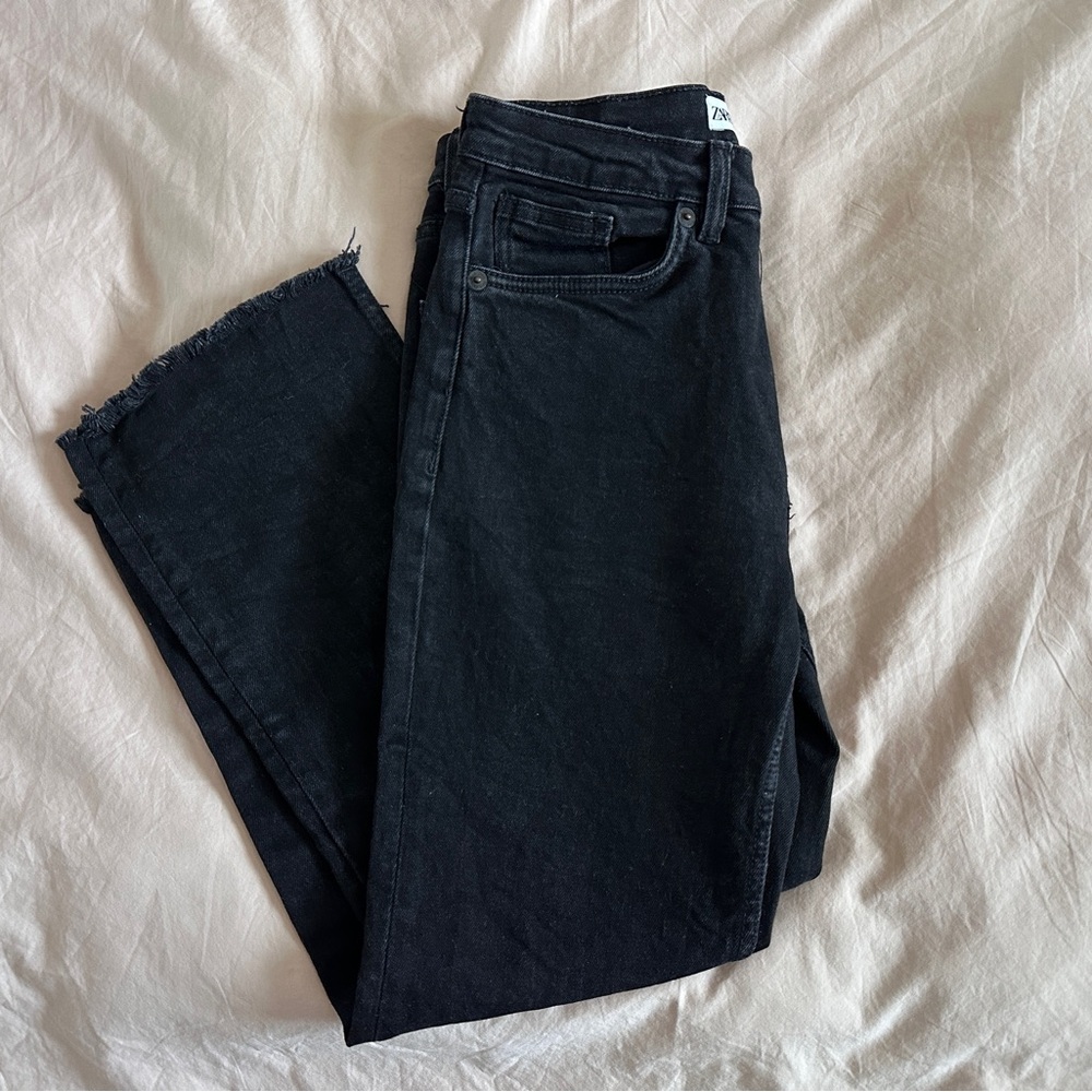 Zara Flared Cropped Jeans